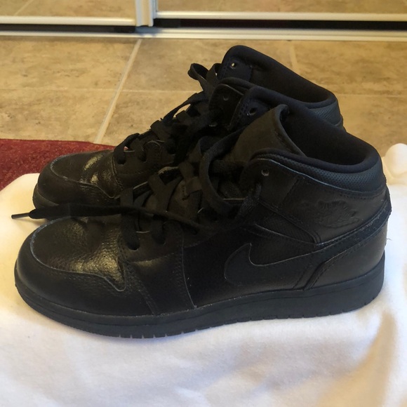 Nike Other - nike jordan black leather sneakers